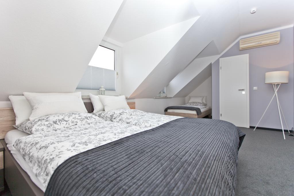 Café Pension Steffen Sanitz Chambre photo